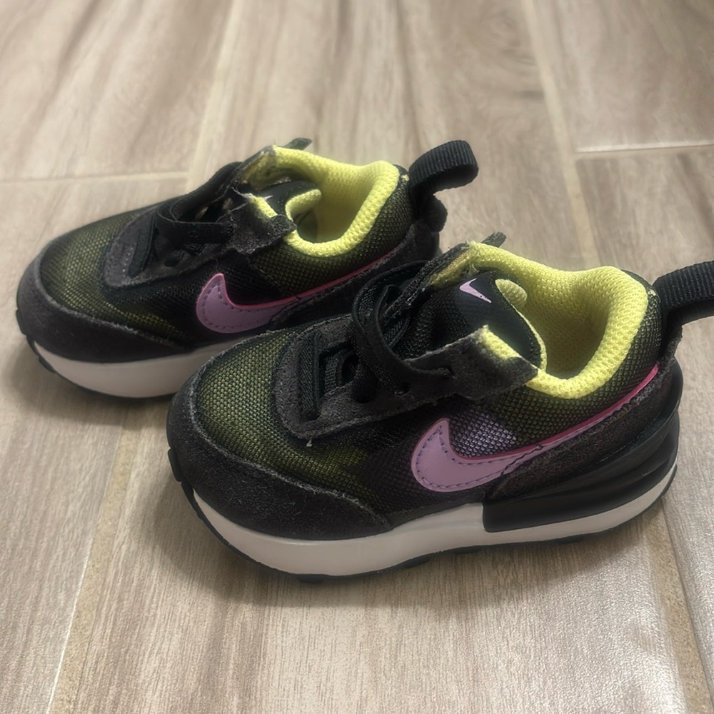 Baby Girl Nikes Size 4C